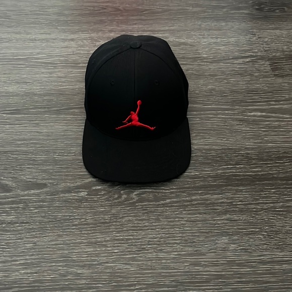 Jordan Snapback Hat - Picture 1 of 4